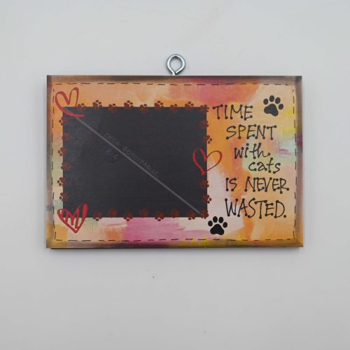 "TIME SPENT with cats"-Πρόσθεσε φωτογραφία