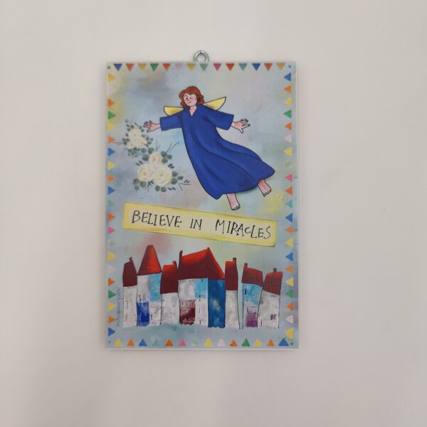 oplus_1048608 "BELIEVE IN MIRACLES", ΧΕΡΟΛΑΜΩΤΟ/όμπρα από το 1978, δώρα άξια λόγου